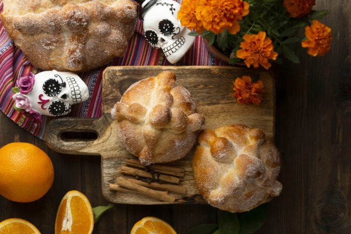 Pan de Muerto en México.