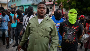 Jimmy “Barbecue” Chérizier, líder de la pandillas de Haití.