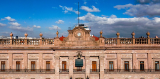 Aparición de un fantasma o mujer desnuda en el Palacio de SLP
