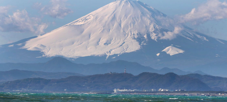 Estudiante es rescatado dos veces del Monte Fuji en una semana