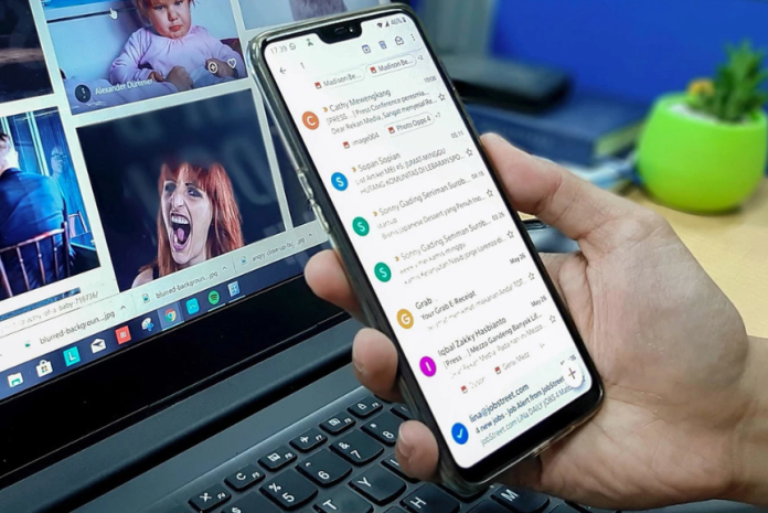 Cómo Cerrar una Cuenta de Gmail en un Celular Cómo Cerrar una Cuenta de Gmail en un Celular