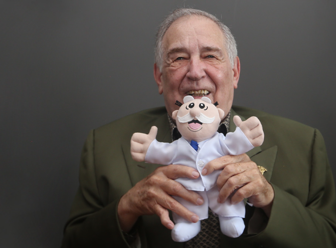 Víctor González Torres
