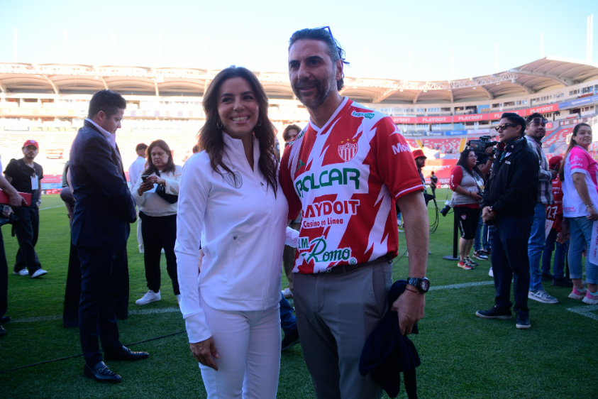 Eva Longoria Necaxa