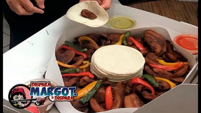 Chicharrosca: la rosca de reyes de chicharrón que desafía la tradición