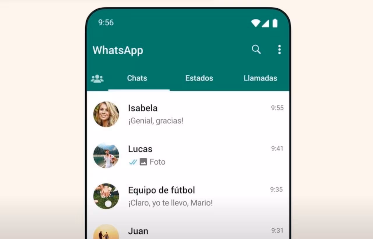 Interfaz de la herramienta 'Administrar almacenamiento' de WhatsApp, mostrando los archivos que ocupan más espacio.