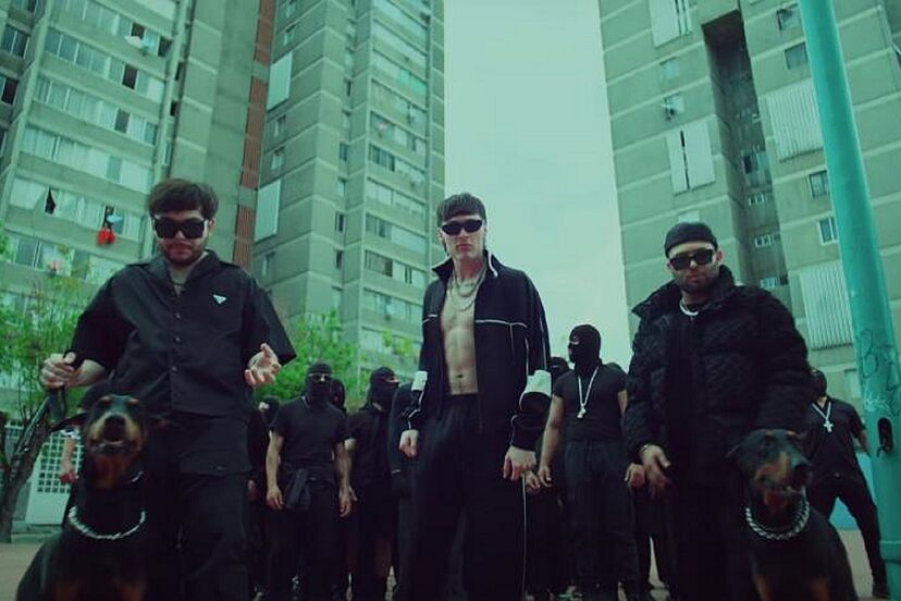 Videoclip de La People II de Peso Pluma