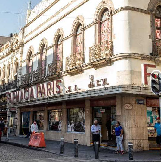 Farmacia París