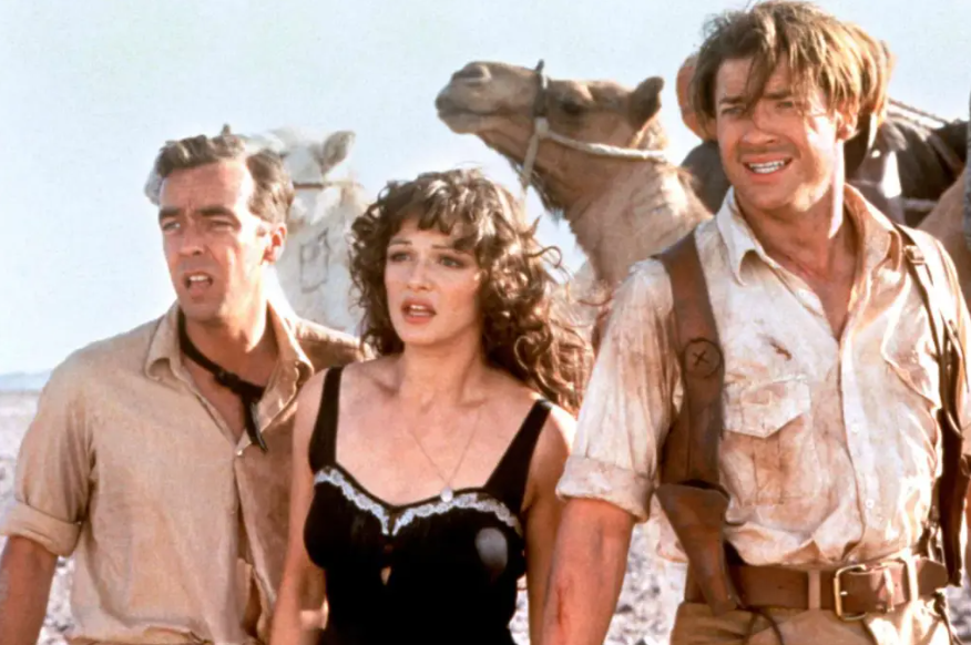 Brendan Fraser y Rachel Weisz en La Momia