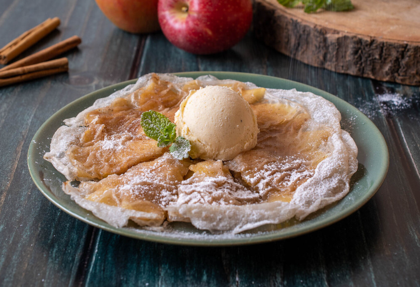 Pastel Crujiente de Manzana y Canela
