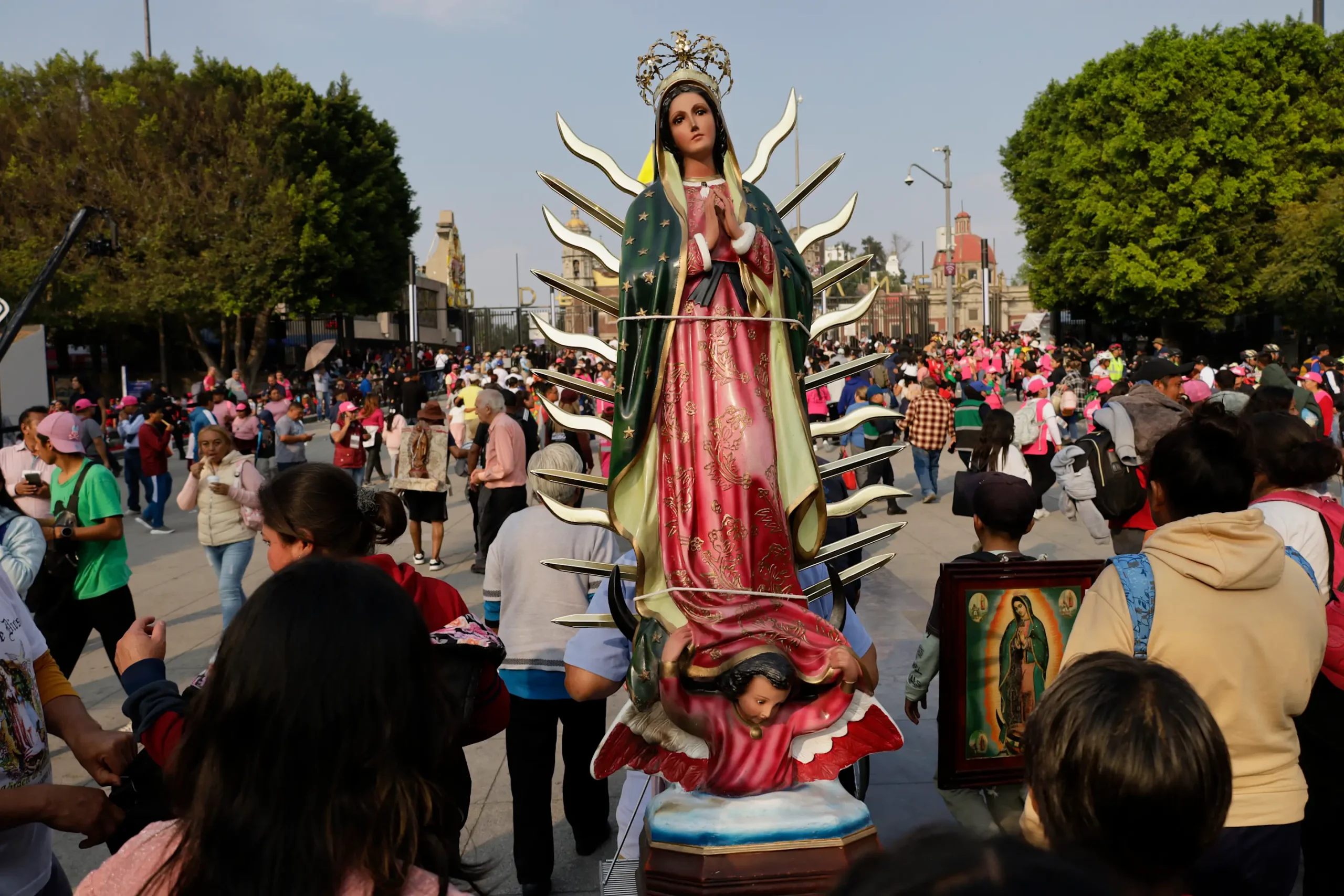 La celebración del 12 de diciembre en la Basílica de Guadalupe, con miles de peregrinos reunidos.