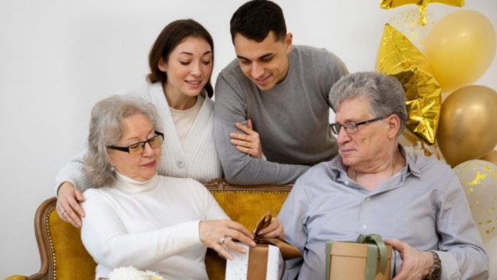 f848x477-1000842_1058645_5050 El Día de los Abuelos