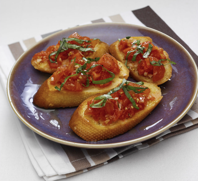 Bruschetta Clásica de Tomate y Albahaca
