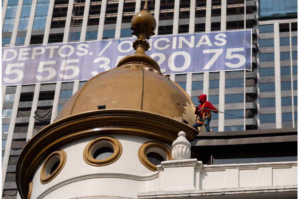 Edificio gubernamental de la CDMX, representando las políticas de regulación ante la gentrificación CDMX.