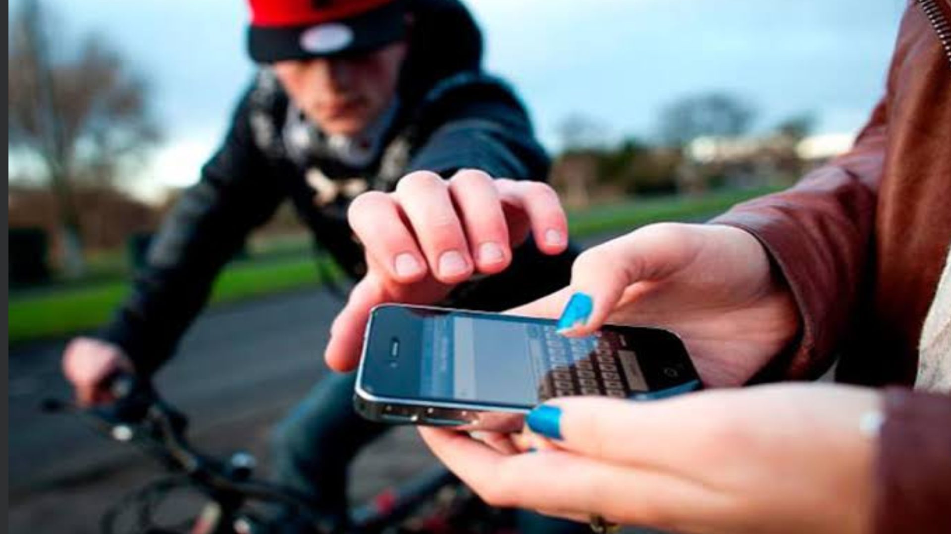 Acta de denuncia de robo de celular ante el Ministerio Público, un paso crucial después del incidente.