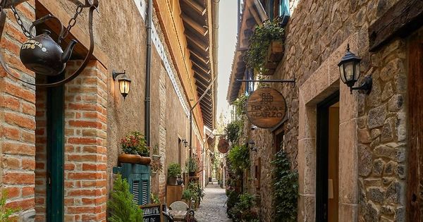 Callejón del Árbol en Val'Quirico, el lugar más famoso para tomarse fotos.