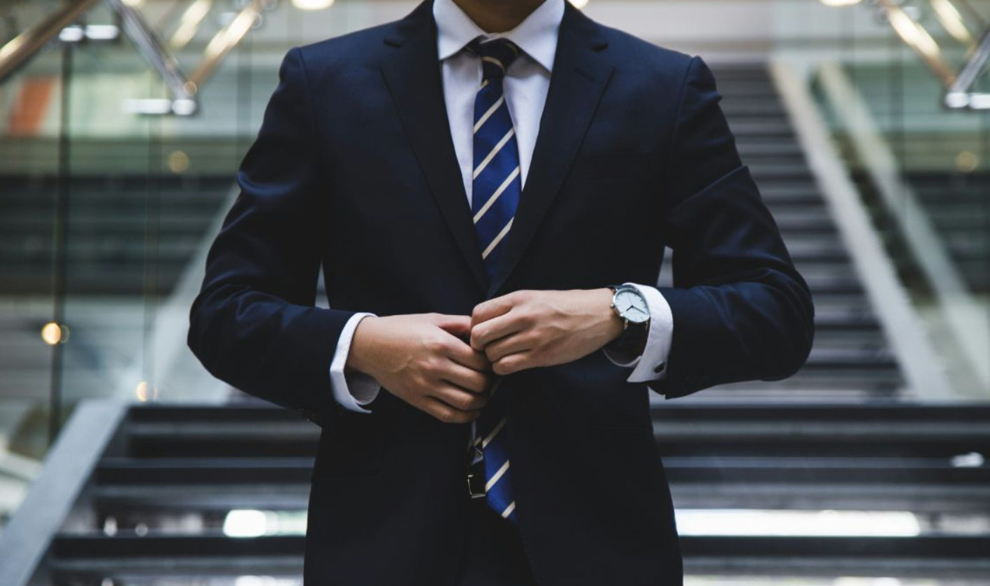 El Sueño de Inversión de Roles: Soñar que TÚ Eres el Jefe