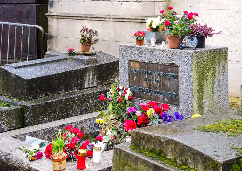 Jim Morrison (1943-1971) - El Santuario del Rey Lagarto