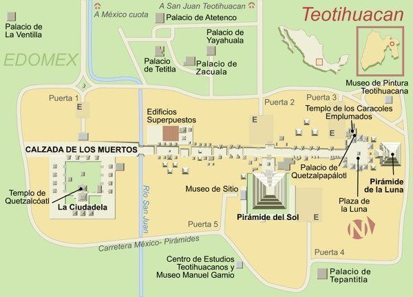Mapa de la Zona Arqueológica de Teotihuacán mostrando accesos y estacionamientos.