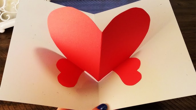 Tarjeta pop-up 3D con un corazón central, ideal para manualidades creativas para mi novio. Tarjeta pop-up 3D con un corazón central, ideal para manualidades creativas para mi novio.