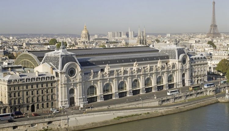 Una vista del Museo de Orsay desde el exterior, uno de los museos más importantes que ofrece entrada gratuita el primer domingo del mes.