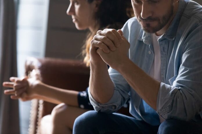 5 señales de que tienes apego evitativo en tus relaciones y cómo identificarlo
