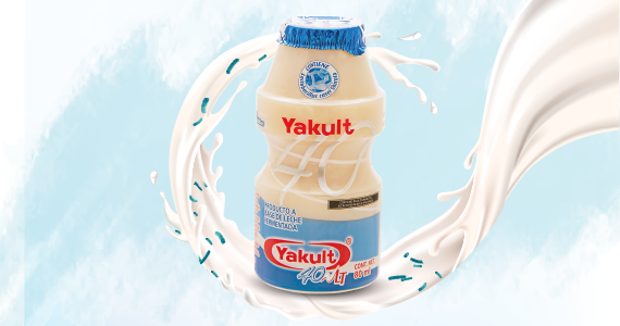 Botella de Yakult tradicional y Yakult 40LT, destacando los beneficios de los probióticos en ayunas.