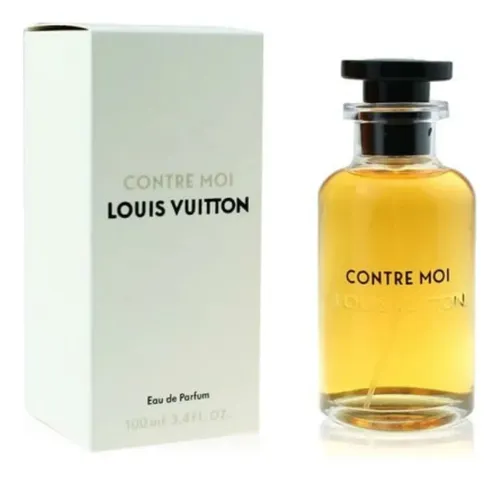 Botella de perfume Contre Moi de Louis Vuitton sobre un fondo elegante de mármol.