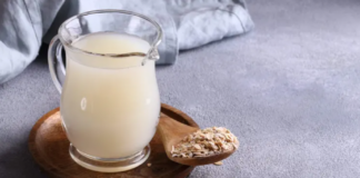 ¿Qué pasa si tomas agua de avena antes de ir a dormir?