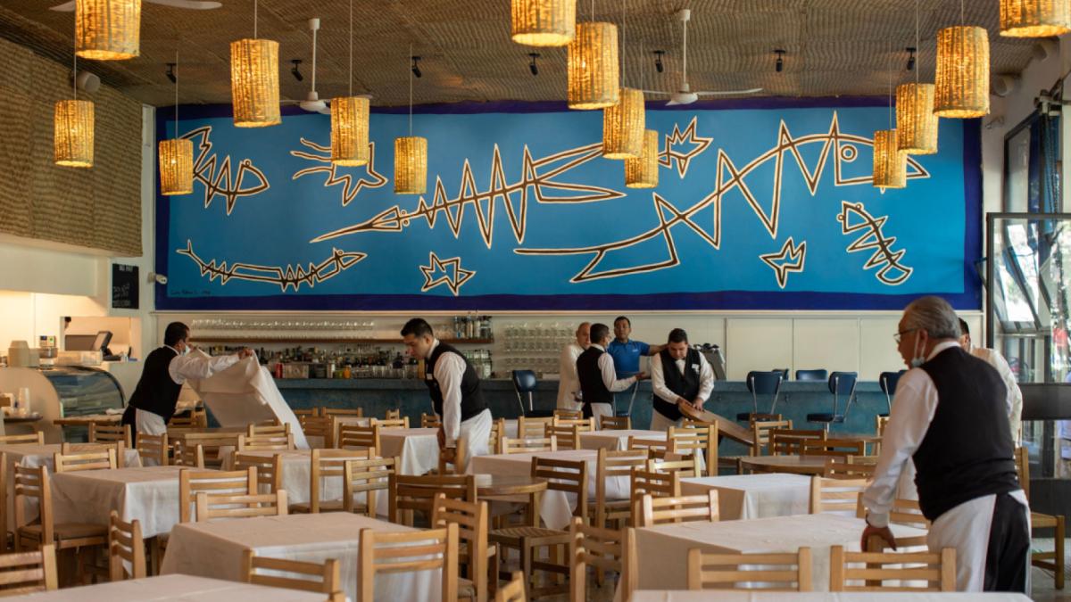Cómo la tecnología está salvando a los restaurantes locales frente a la inflación en 2026