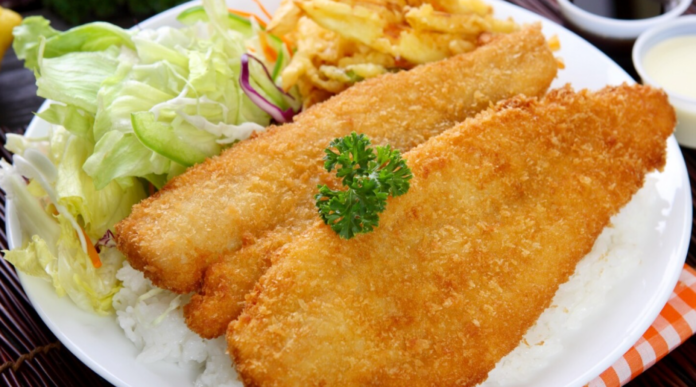 ¿Cómo preparar pescado empanizado? Receta fácil