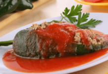 ¿Cómo preparar chiles rellenos de queso con salsa de tomate? ¿Cómo preparar chiles rellenos de queso con salsa de tomate?