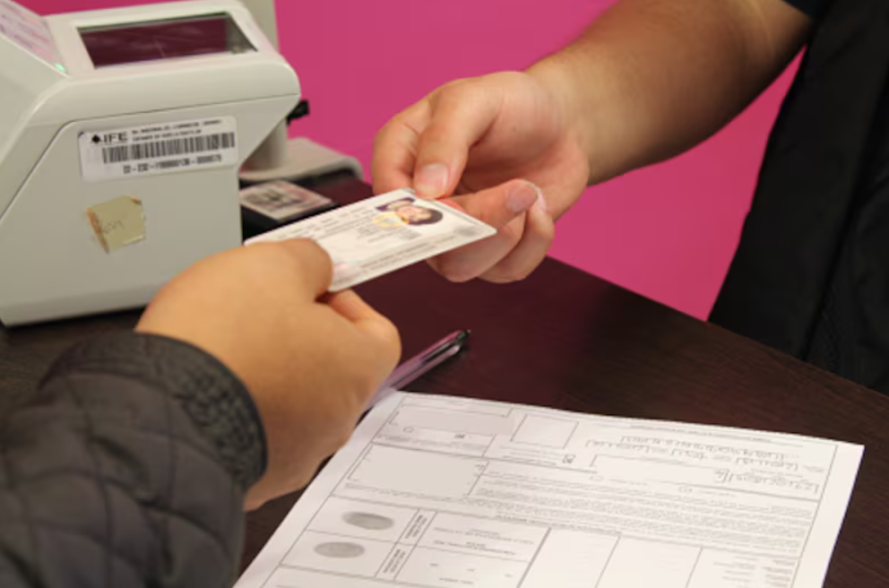 El Último Paso: Recoger tu INE