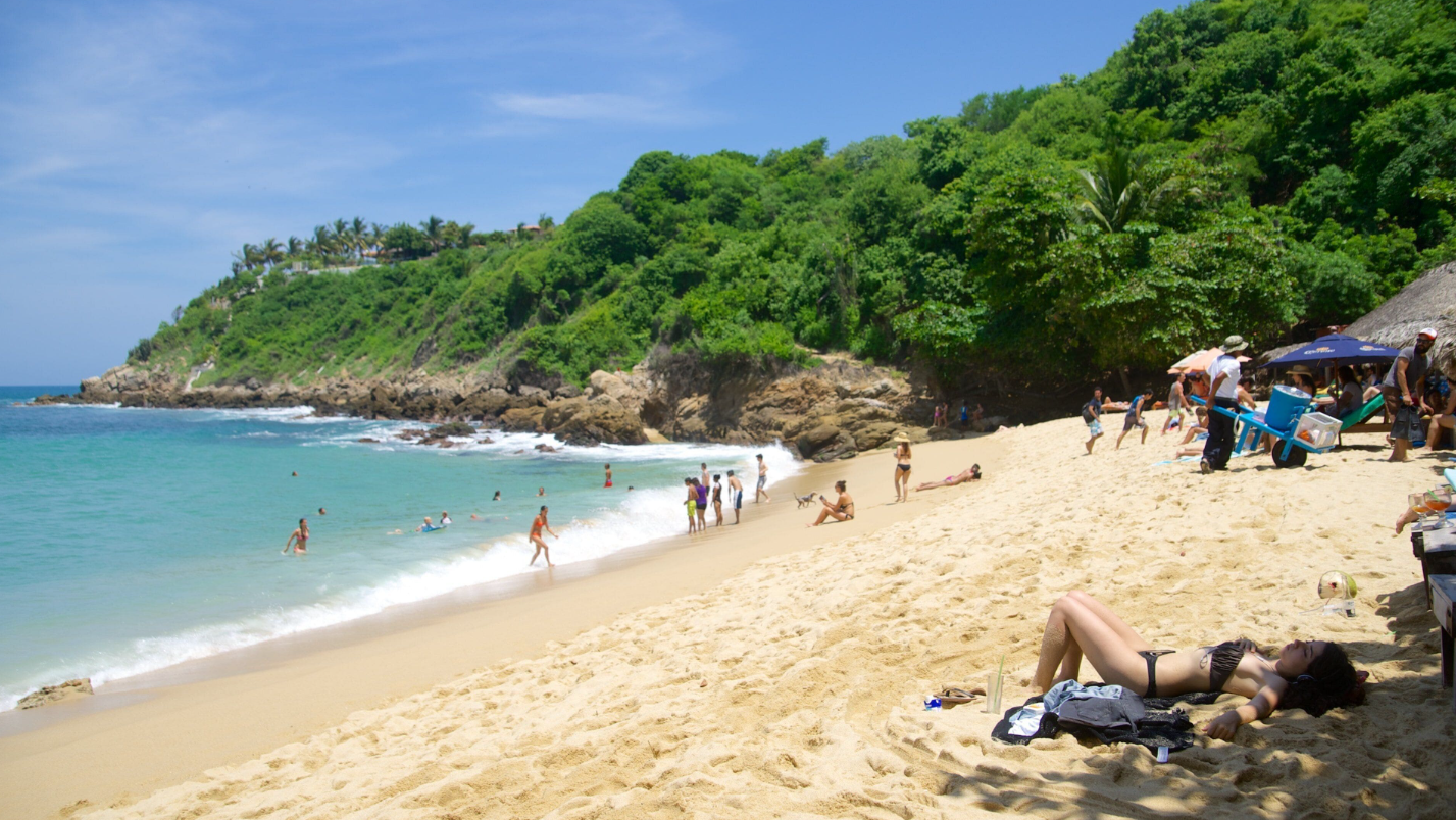 Puerto Escondido: entre el surf y las bahías escondidas