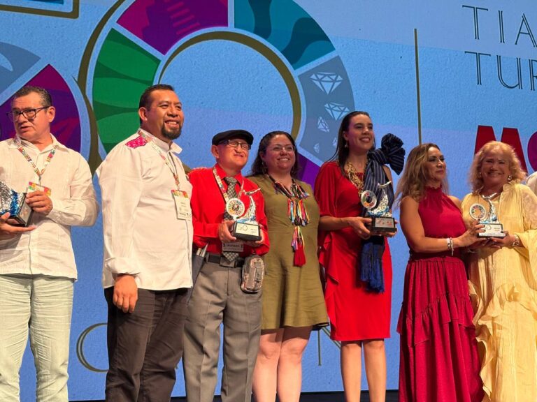 Sentidos Vivos es galardonado en Tianguis Turístico de México