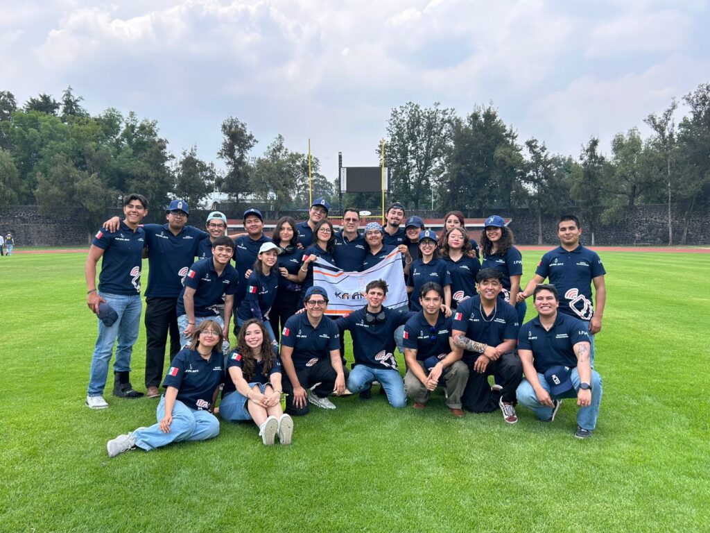 Equipo de la UNAQ gana Mundial de Satélites Enlatados 2026