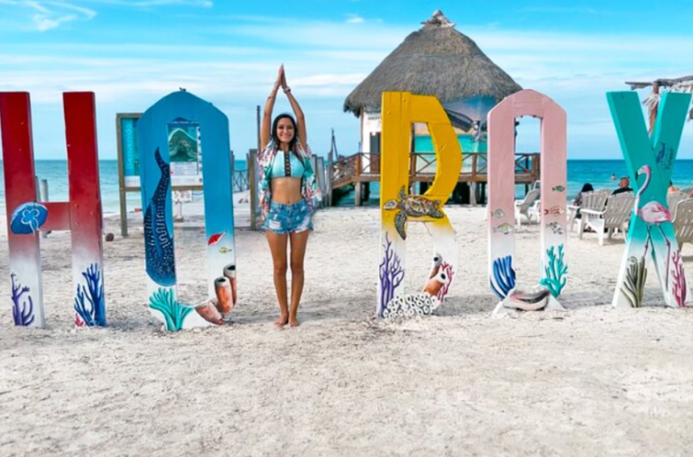 Holbox: Cómo llegar, hospedaje y temporada de tiburón ballena en 2026