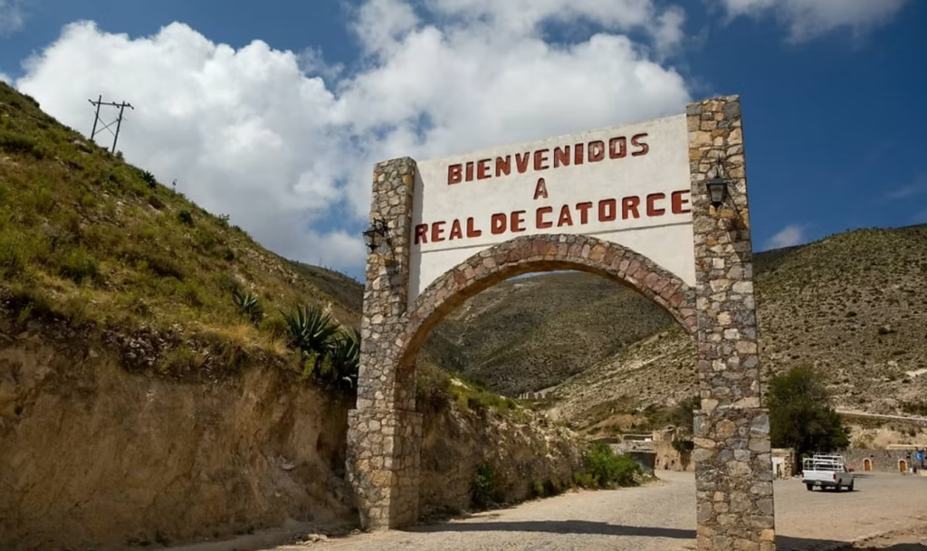 Real de Catorce: Cómo llegar, leyendas wixáricas y por qué es pueblo mágico