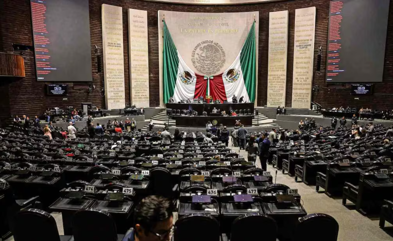 ¿Cuánto gana un diputado en México en 2026? La guía definitiva del sueldo, bonos y prestaciones