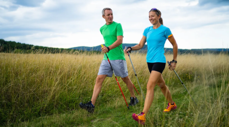 Los beneficios de caminar 30 minutos al día: Lo que dice la ciencia sobre este hábito