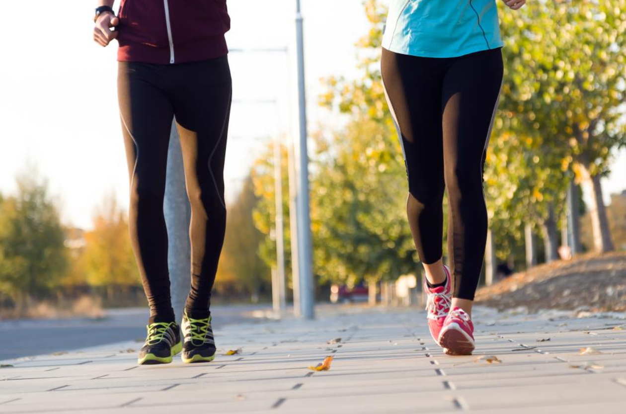 Mejorar la salud cardiovascular con caminatas constantes