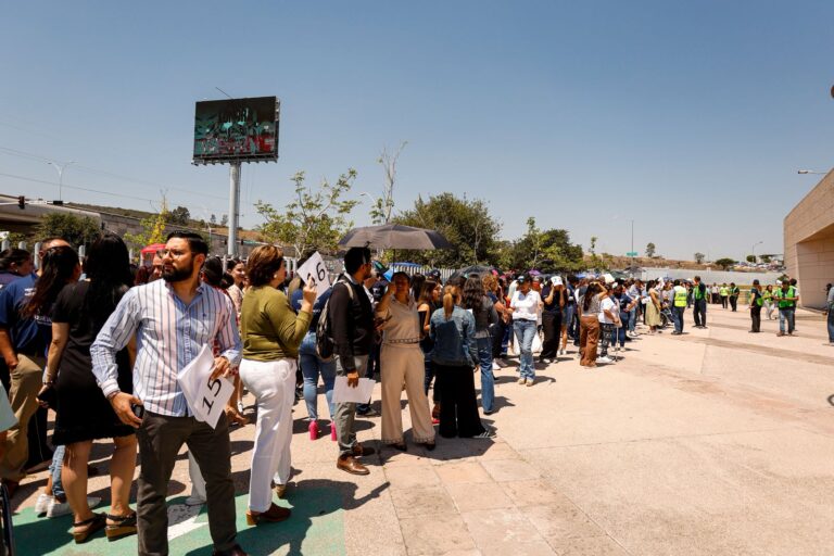 Servidores poúblicos del municipio de Querétaro participan en el Simulacro Nacional 2026