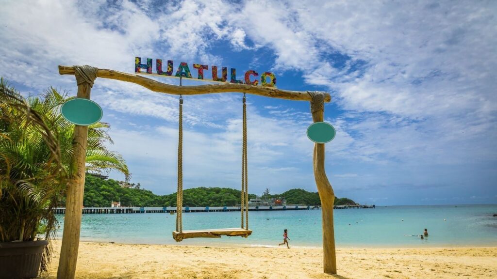 Bahías de Huatulco: ¿Cuál bahía elegir según tu plan de viaje?