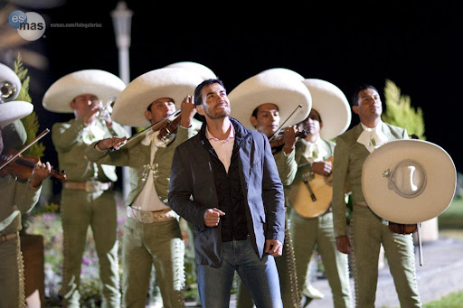 Las 10 Canciones que Definen el Día de las Madres en México