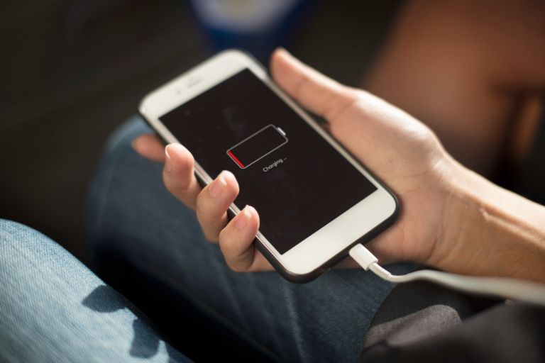 El Top de las Aplicaciones que Más Batería Consumen