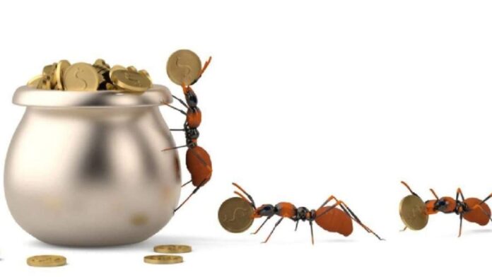 Los gastos hormiga que te están vaciando la cartera sin darte cuenta: Guía para recuperar el control del dinero